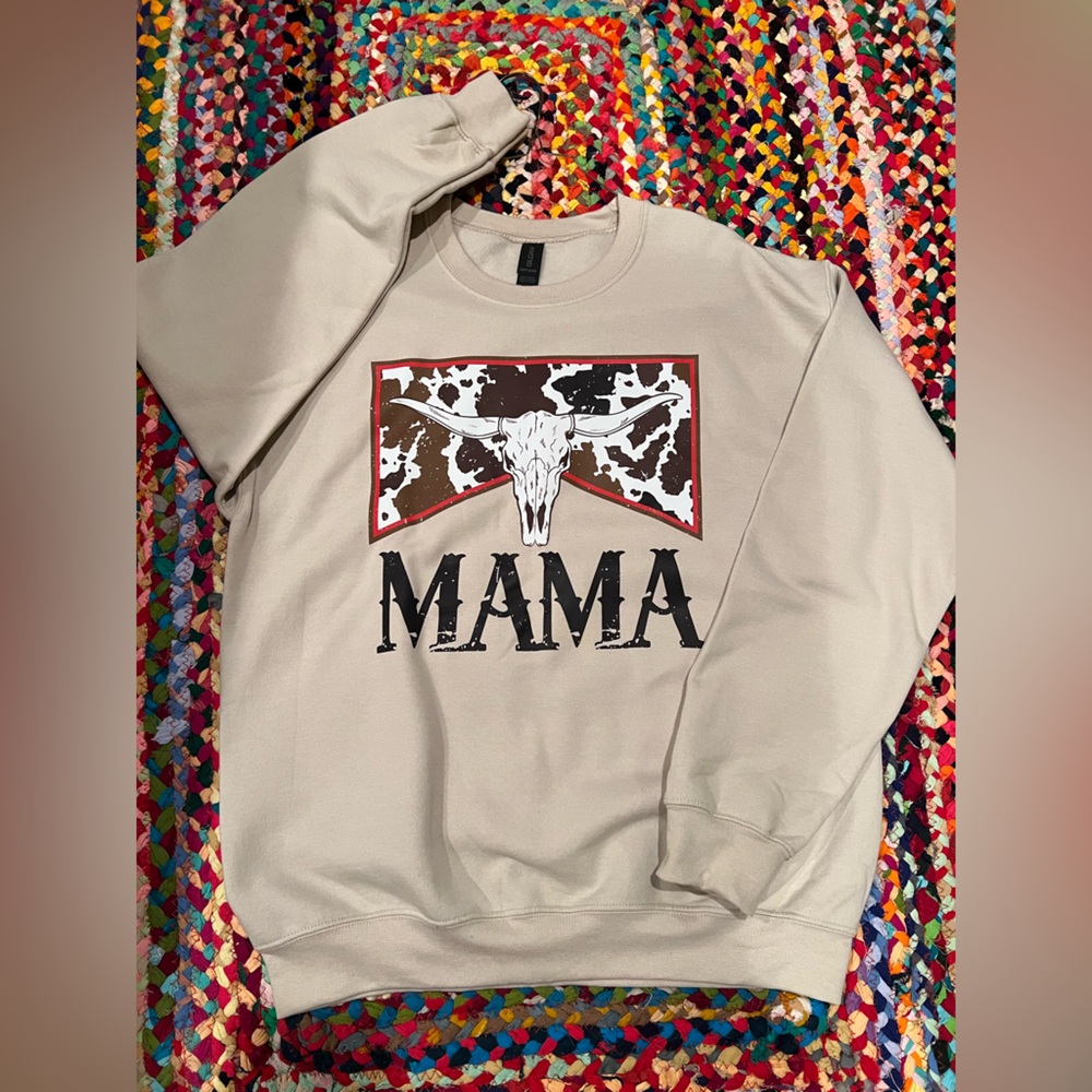 Gildan Beige Graphic MAMA Sweatshirt